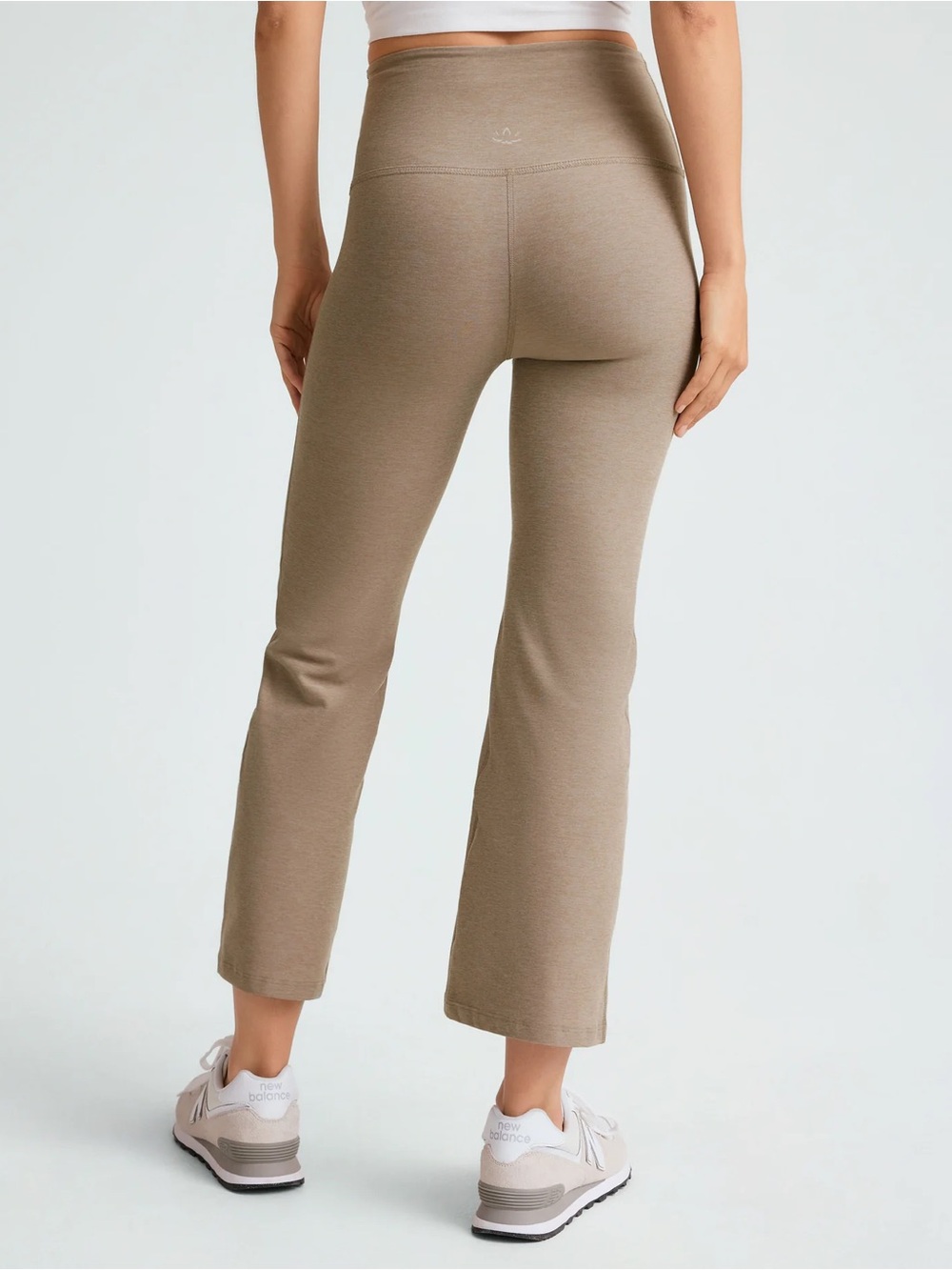 Beyond Yoga Spacedye™ Retro Cropped Pant, medium, birch heather - Picture 4 of 12